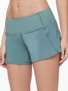 Lululemon Speed Shorts Turquoise, Size 4